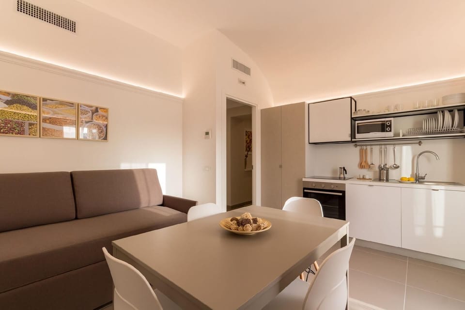 Kitchen area. Kitchen