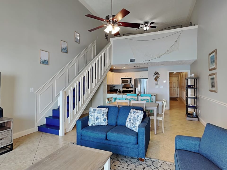 Living Area, First Floor