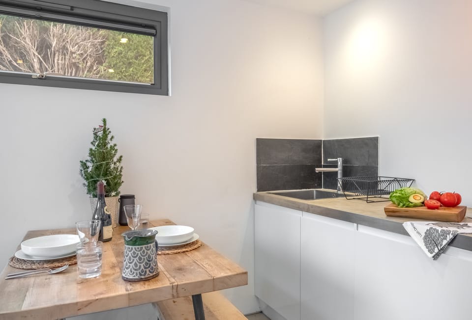 Ground floor: Kitchen and dining area