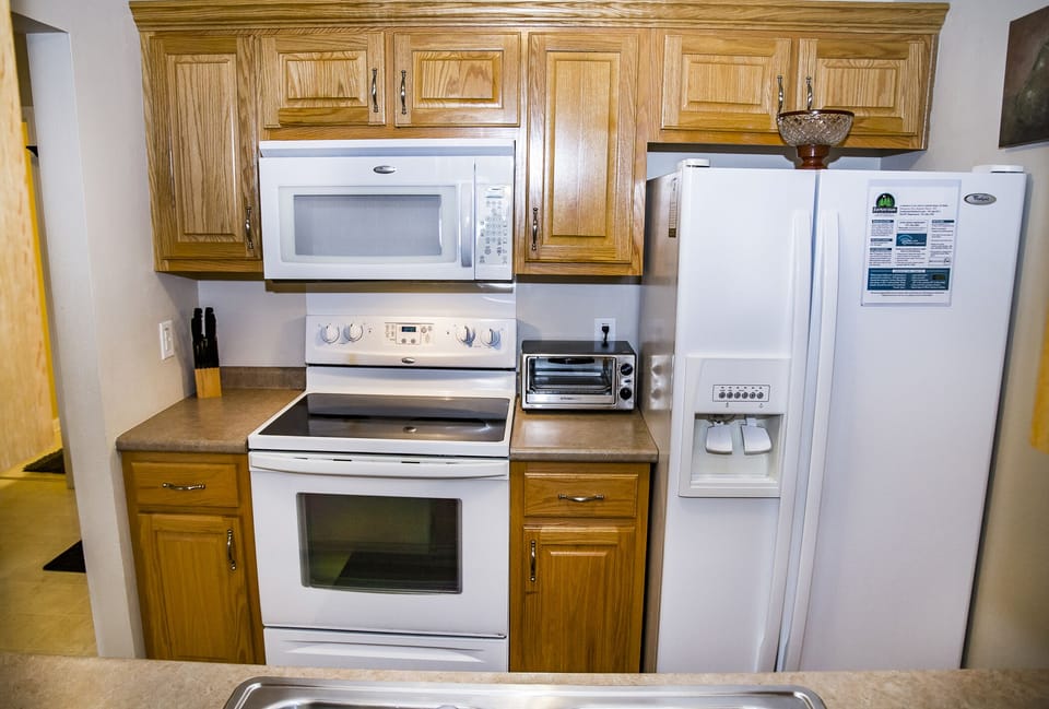 Well equipped kitchen