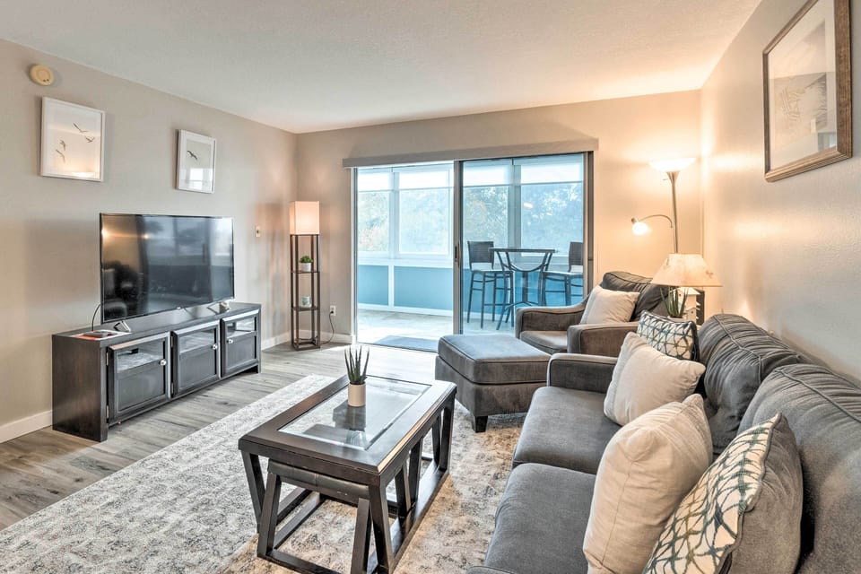 Siesta Key Vacation Rental | 2BR | 2BA | 1,600 Sq Ft | Step-Free w/ Elevator