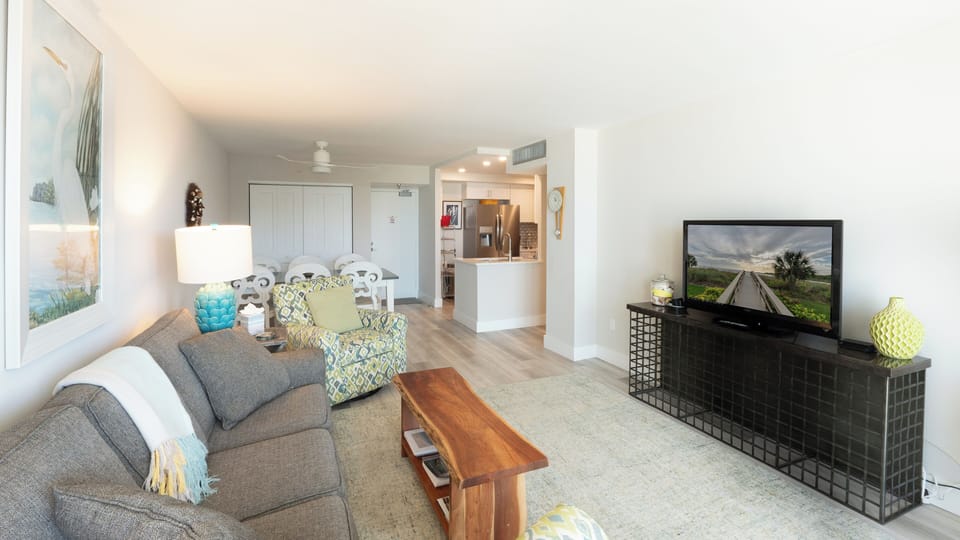 South Seas Tower 3-1709- Stunning Beach Views! House in Marco Island