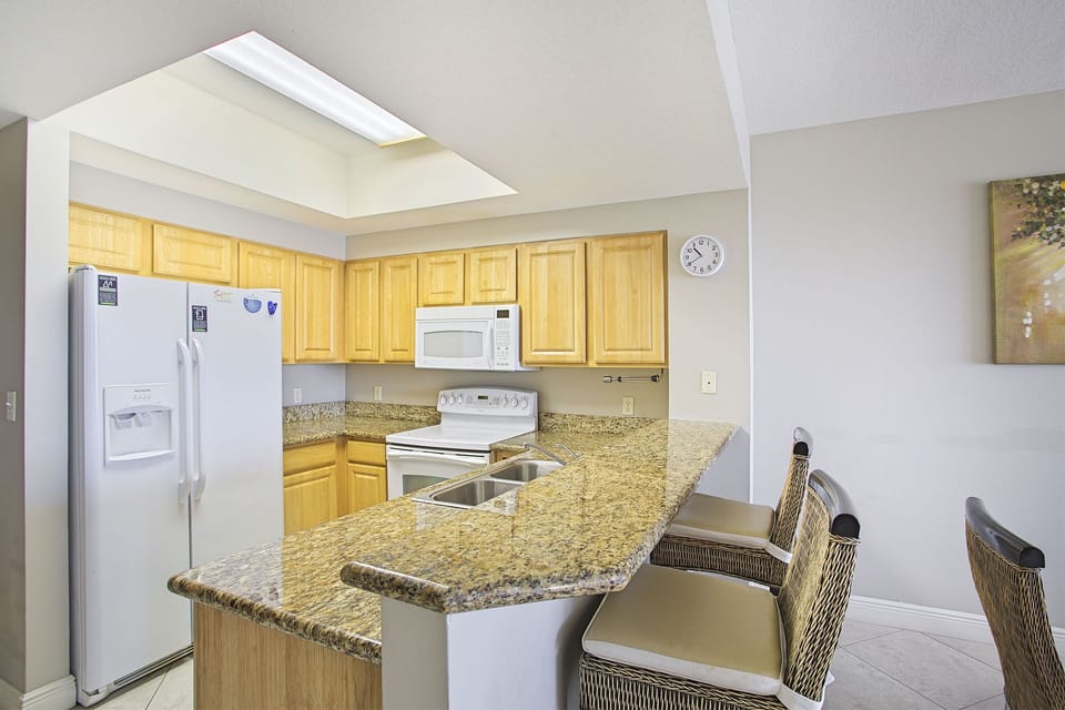 21-Ariel-Dunes-I-1604-Kitchen