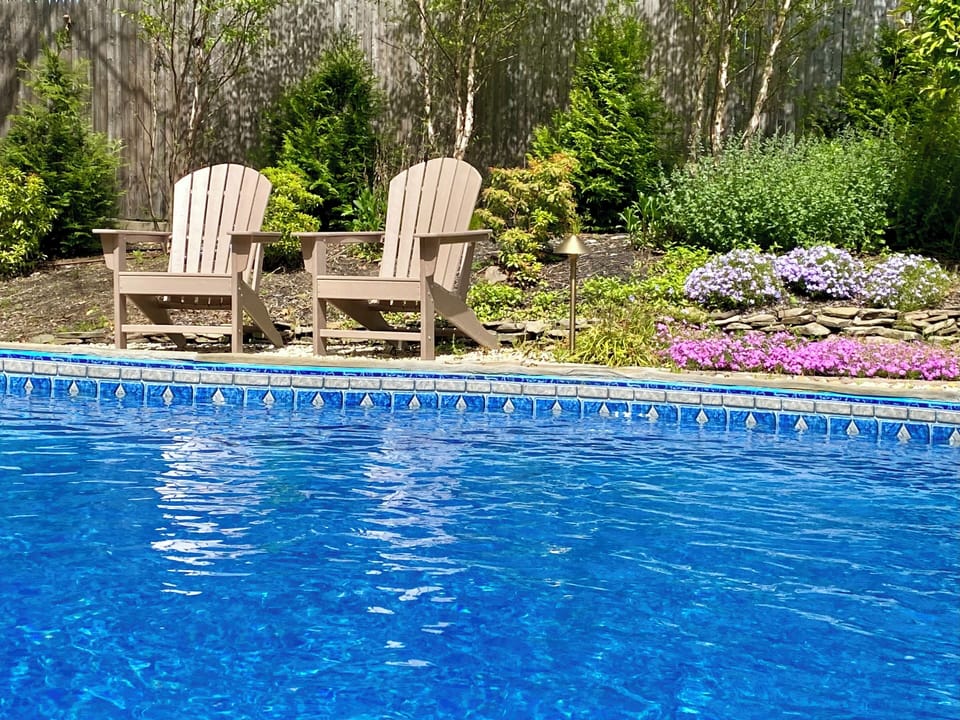 Sunny retreat, 1/3 acre. Enjoy the outdoors right in your own yard