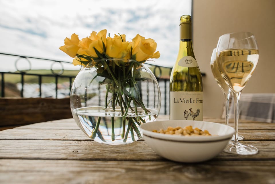 Early evening drinks on the balcony with treats 
