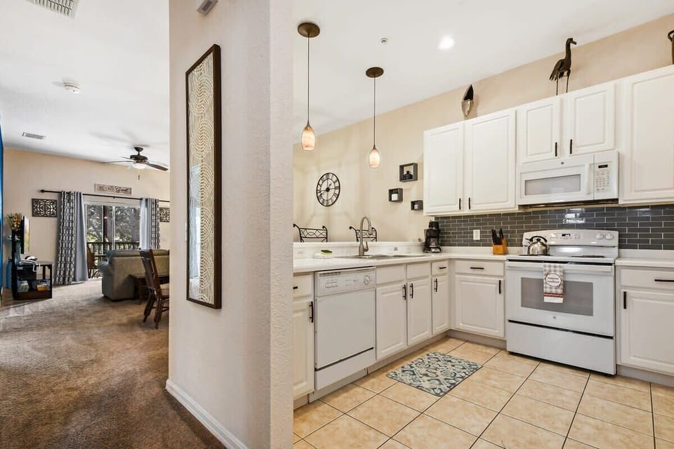 107NewProvidencePromenade-06