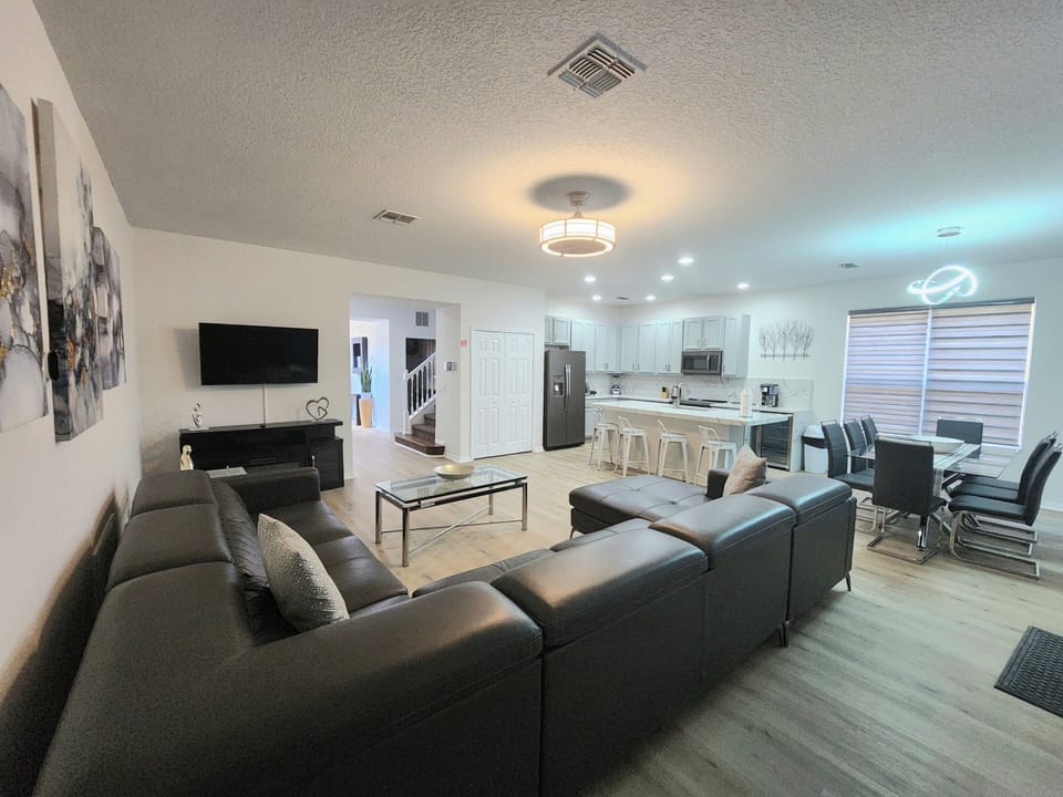 open living, dining area