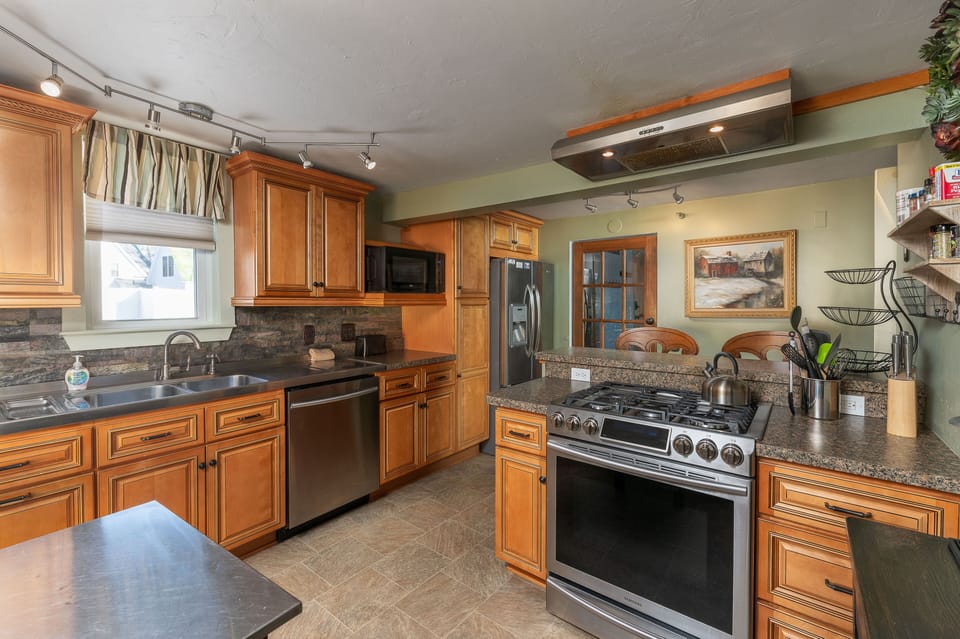 Make meals and memories with friends and family