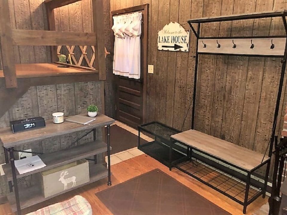 Entry with storage for shoes and jackets