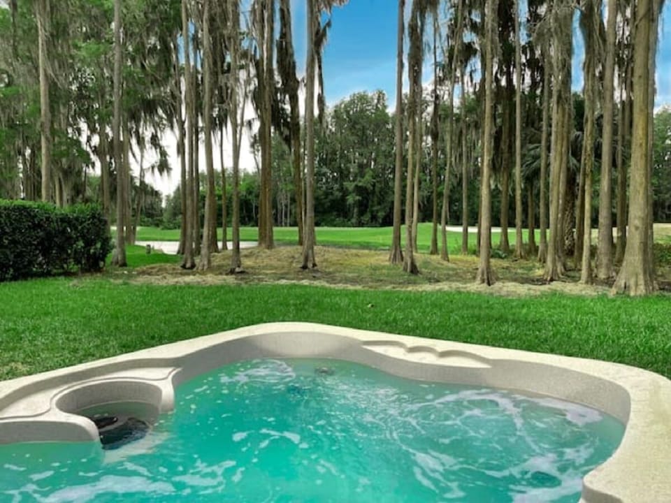 Relax in our back garden with Thermal SPA Pool (not heated).
