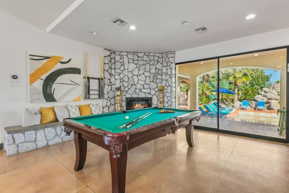 Game room