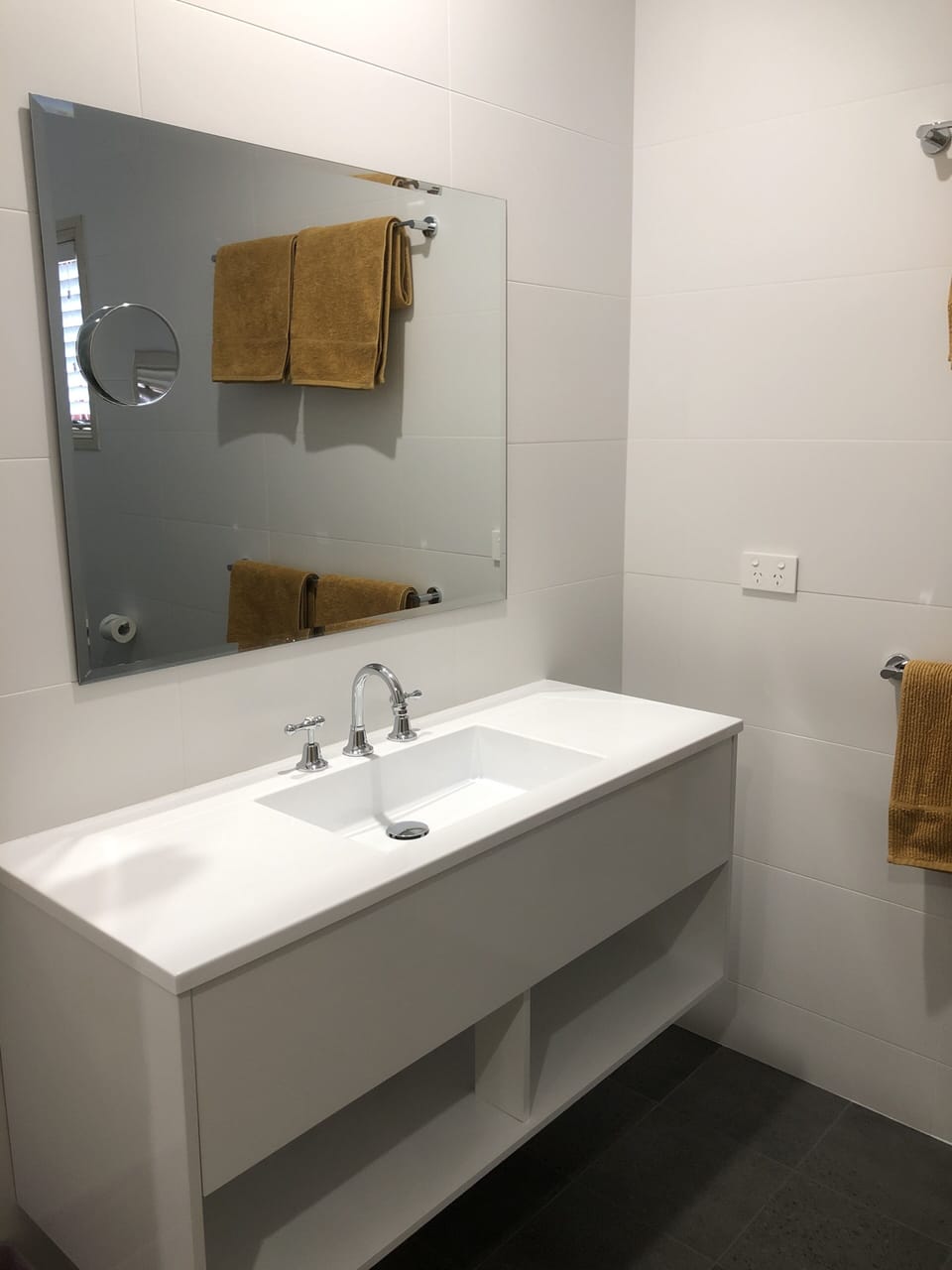Spacious modern vanity. 