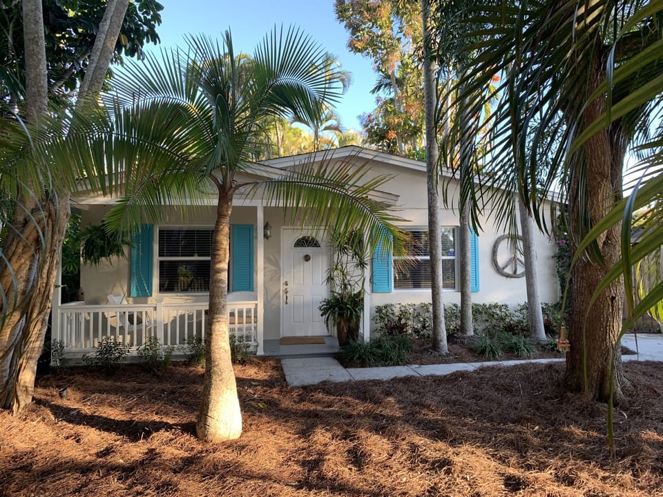 Charming piece of olde Florida bungalow