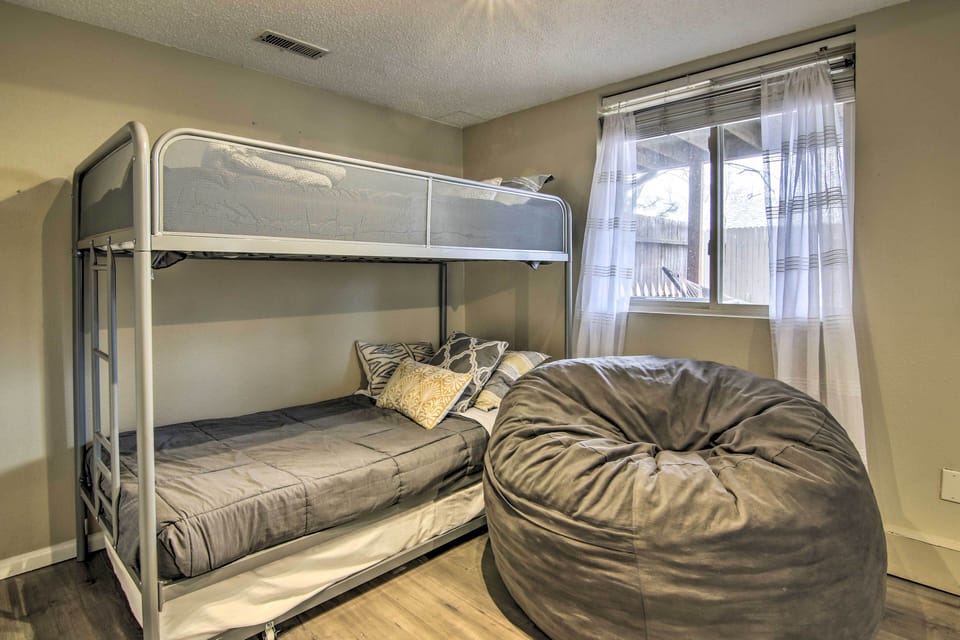 Bedroom 3 | Twin Trundle | Linens Provided