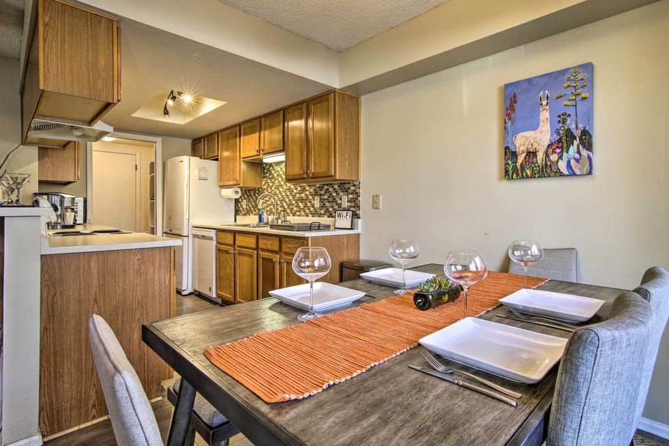 Main Living Space | Dishware & Flatware