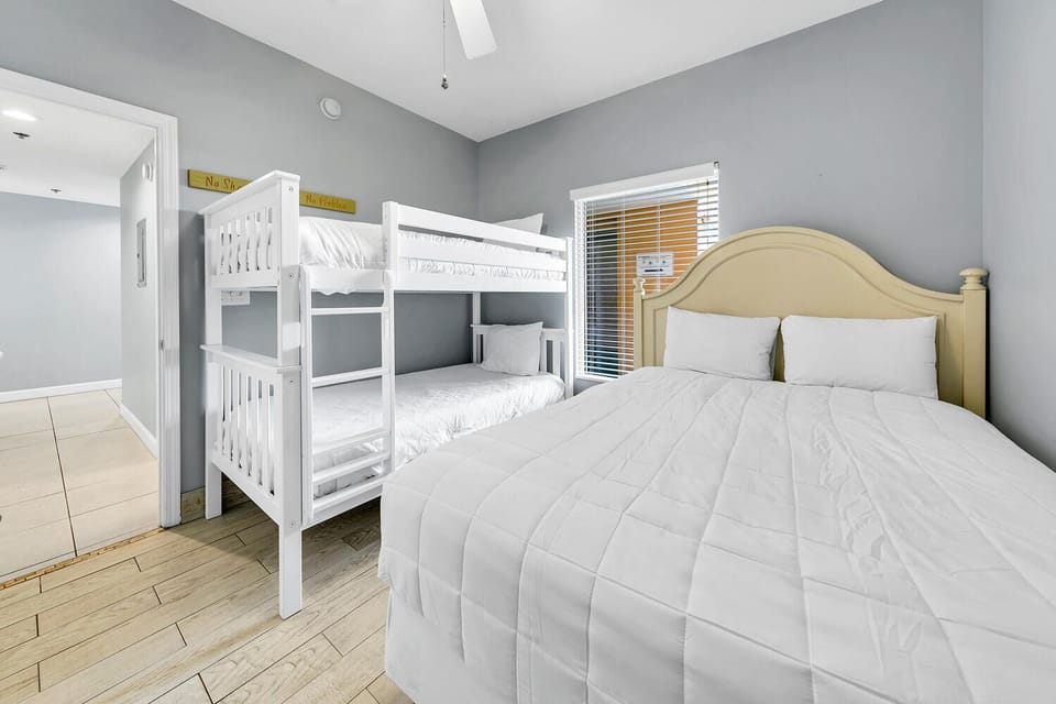 Guest bedroom