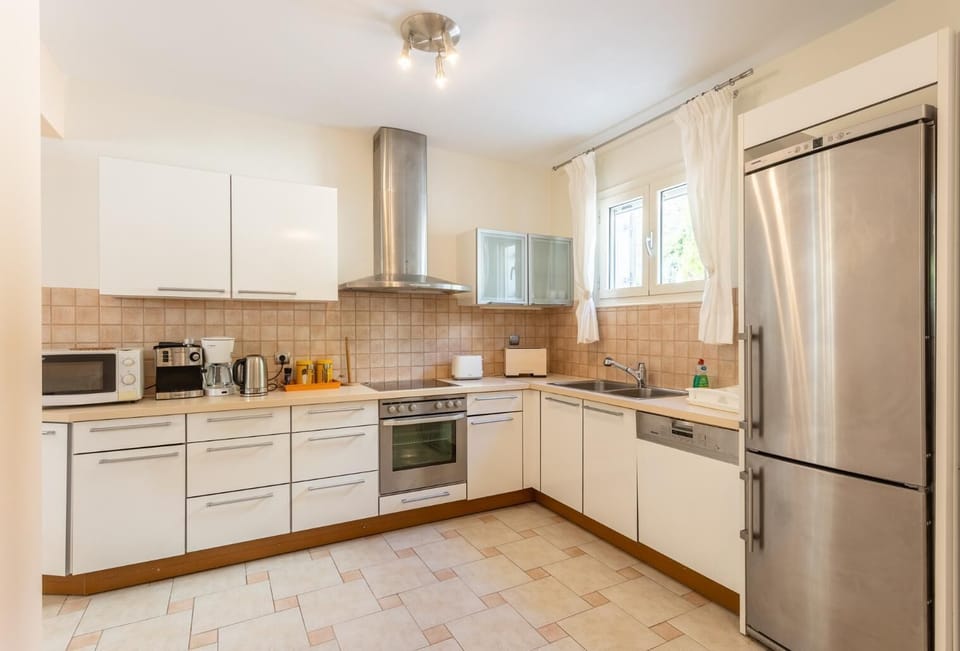 Equipped kitchen