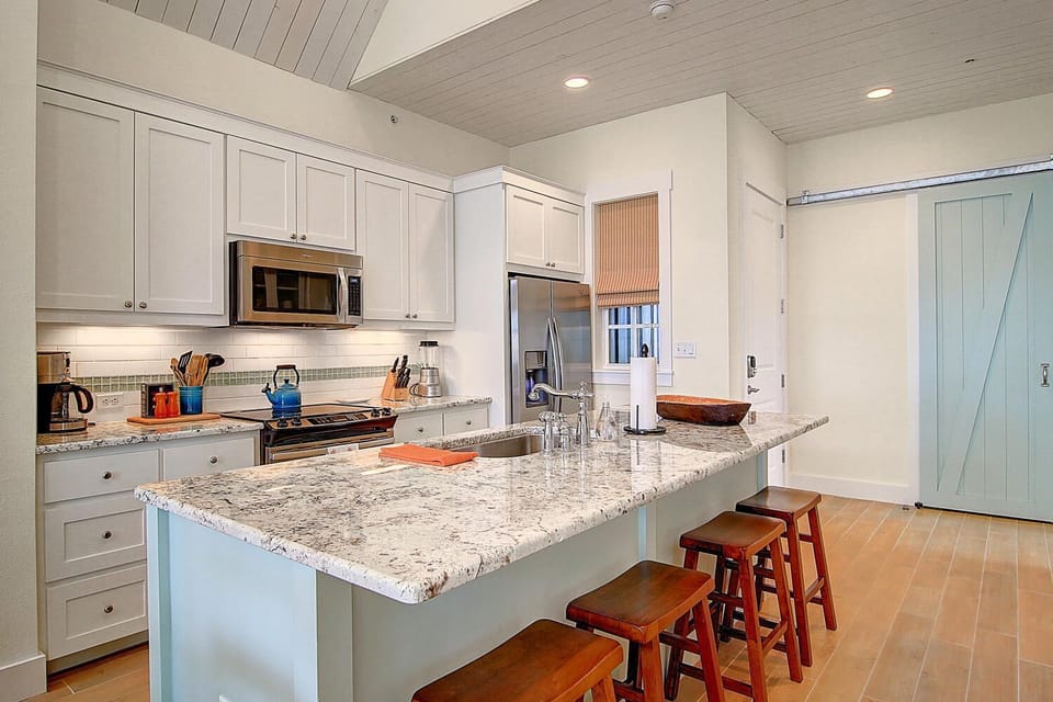 Main Kitchen Area