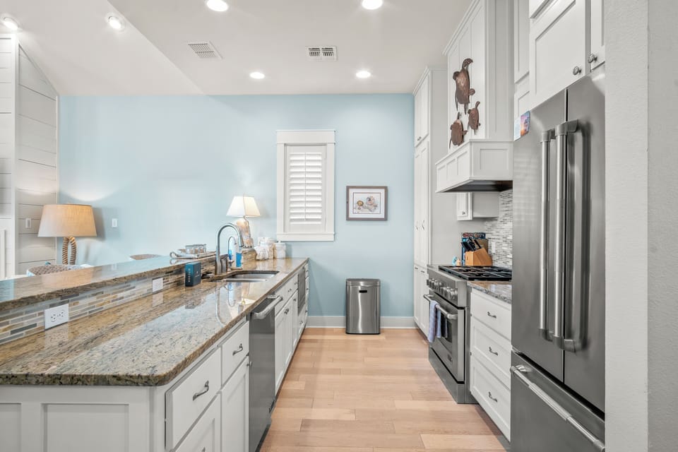 Kitchen, 2nd Floor