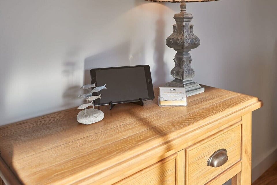 Abbey Court Apartment, Whitby - Host & Stay