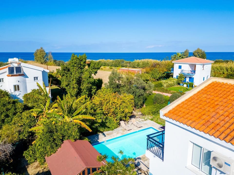 Beautiful villa with private pool and terrace