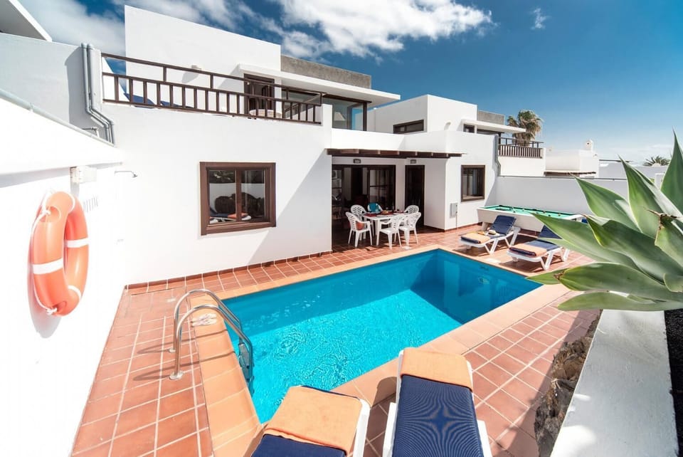 Beautiful Villa with Private Pool and Terrace