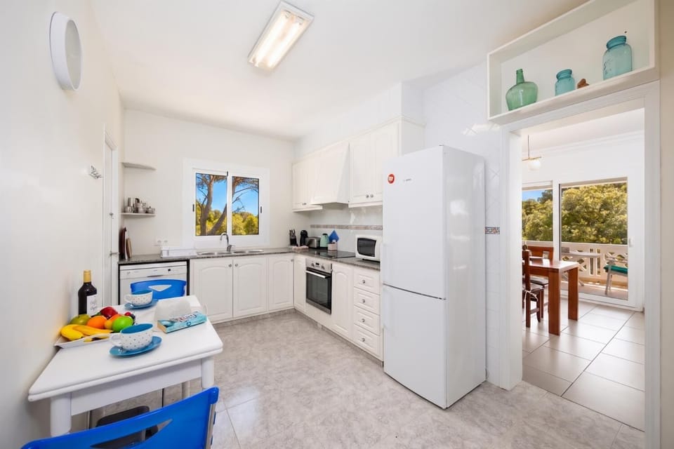 Equipped kitchen