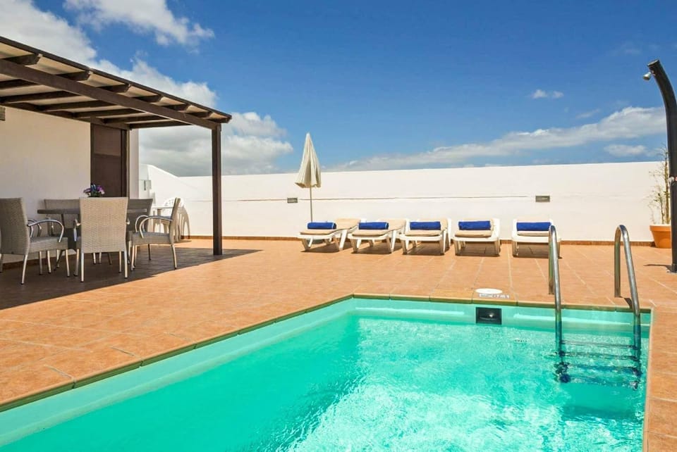 Beautiful villa with private pool and terrace