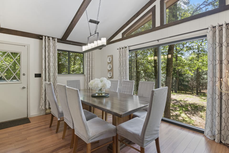 Dining area, 2nd floor