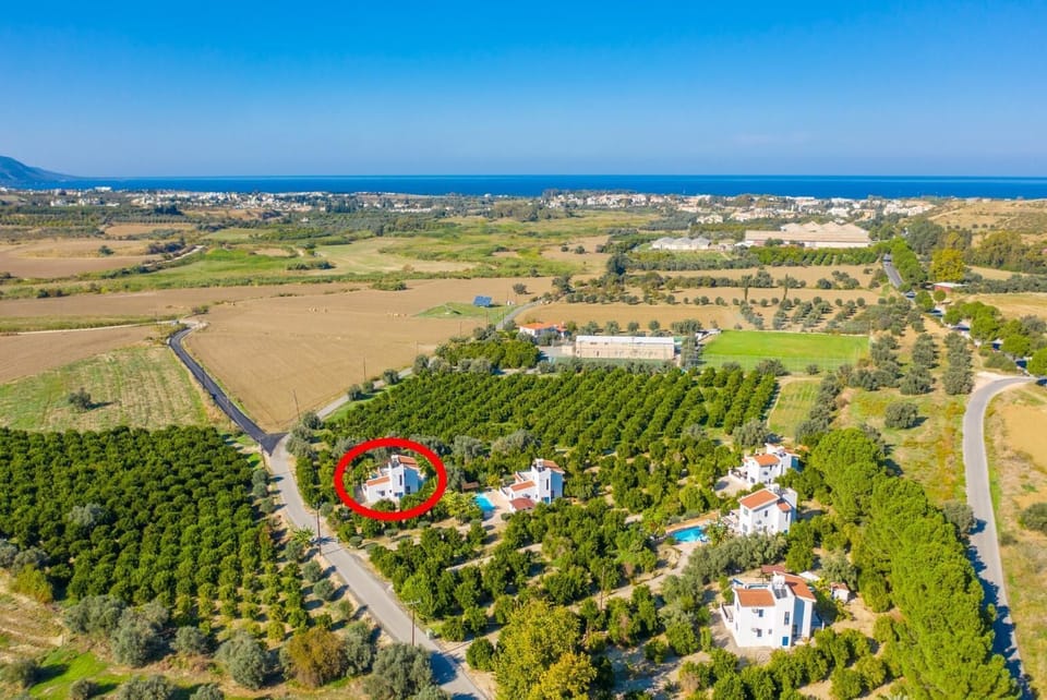 Aerial view showing location of Villa Charoula Exi