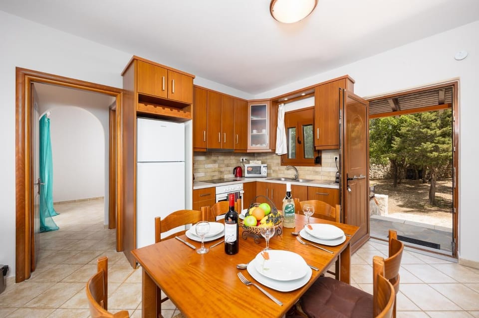 Equipped kitchen