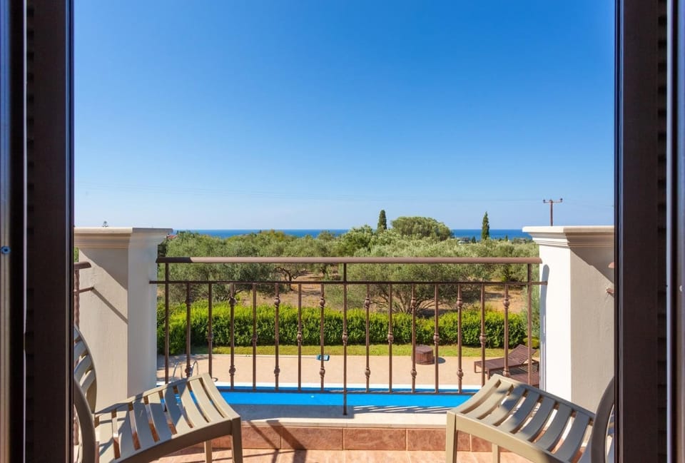 Balcony on first floor with sea views