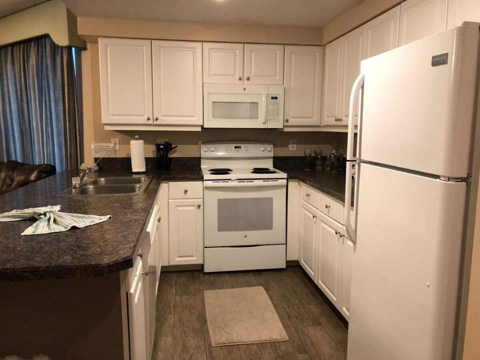 Fully equipped kitchen in the larger of two suites fir two bedroom lock off