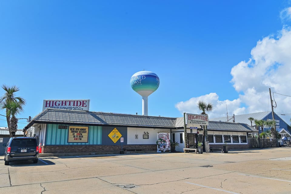 Local Favorite Hightide on Okaloosa Island