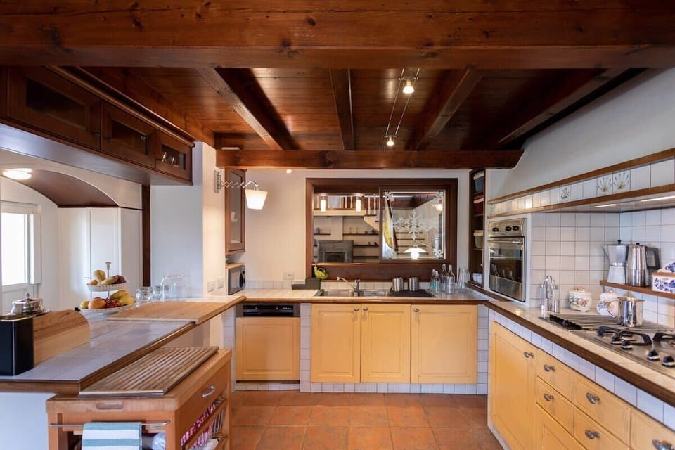 Well equipped kitchen
