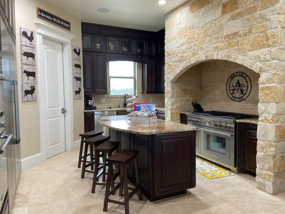 Kitchen with large island. 