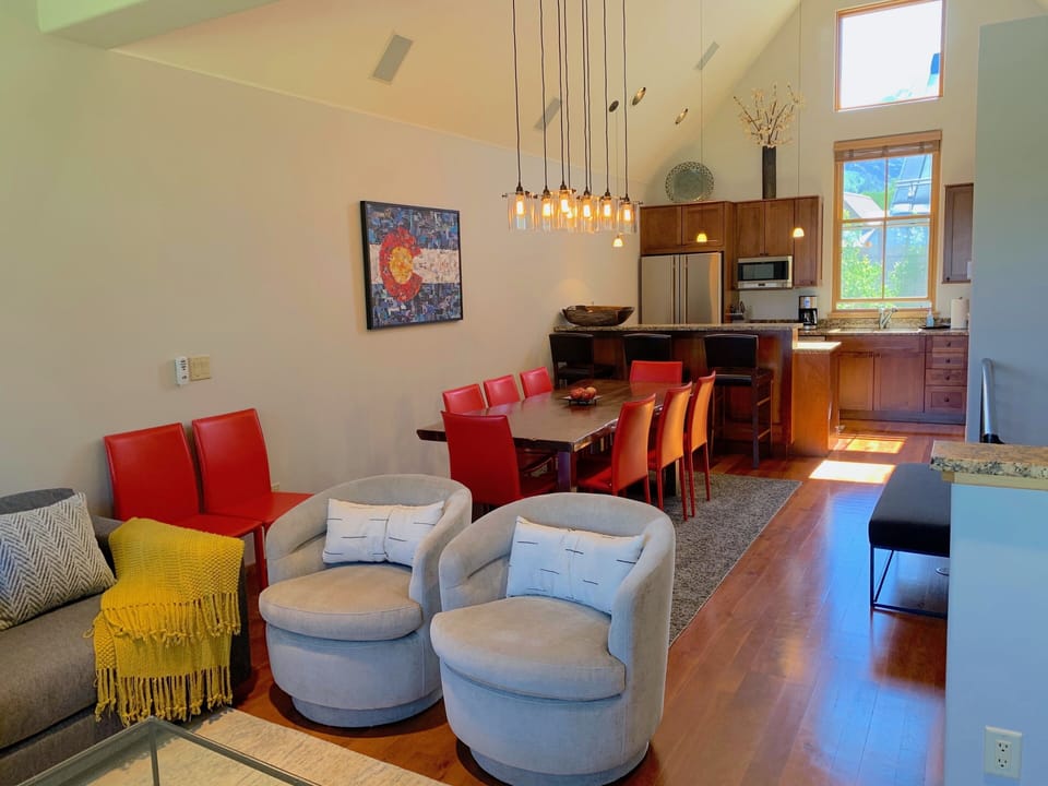 top floor enjoys lots of natural light throughout the day