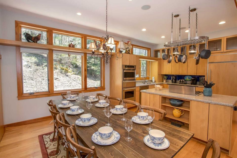 Farmhouse Table for 10