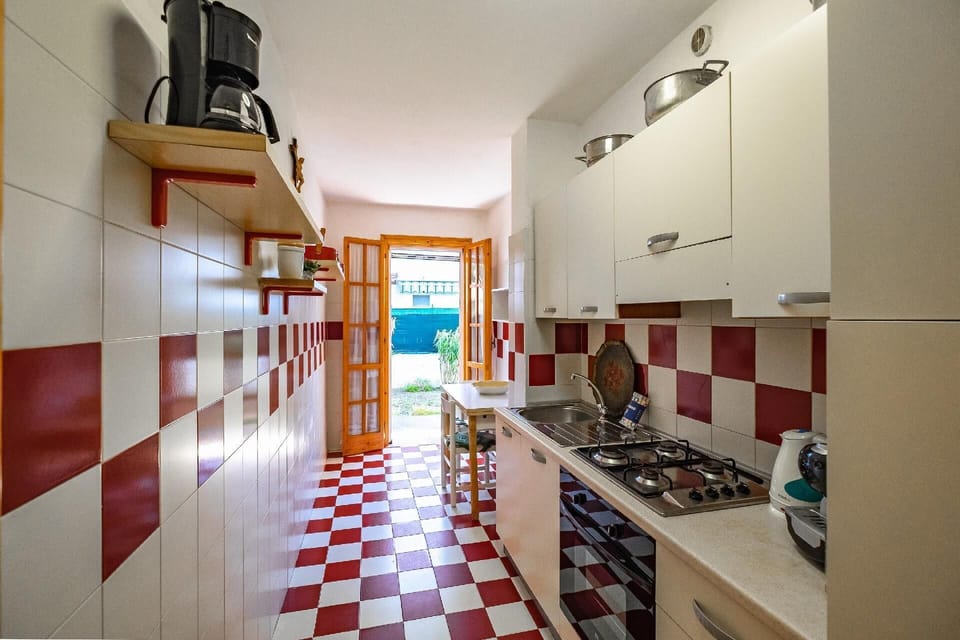Kitchen area