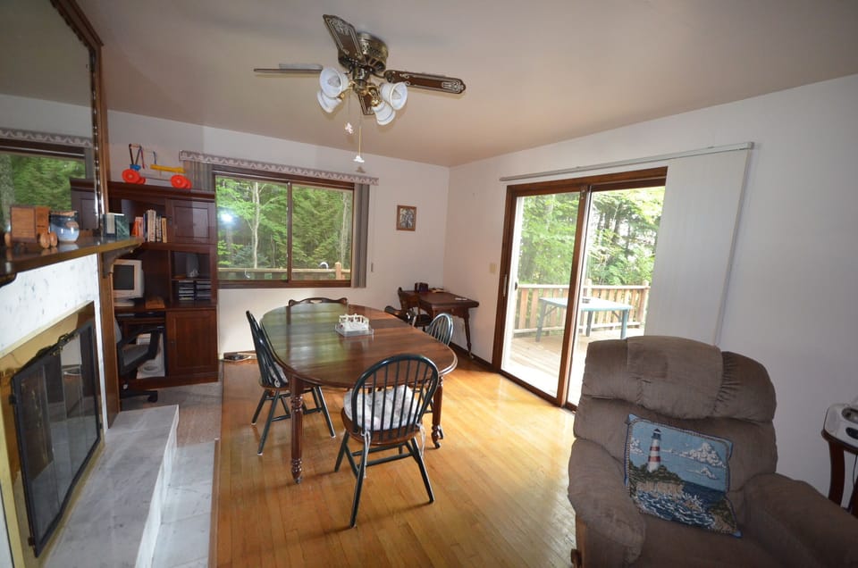 Access to deck - wood-burning fireplace, NO Internet, DVD player, CD player, stereo system.