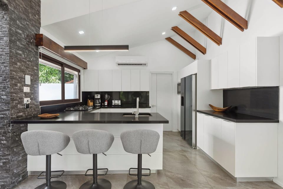 Breakfast Bar