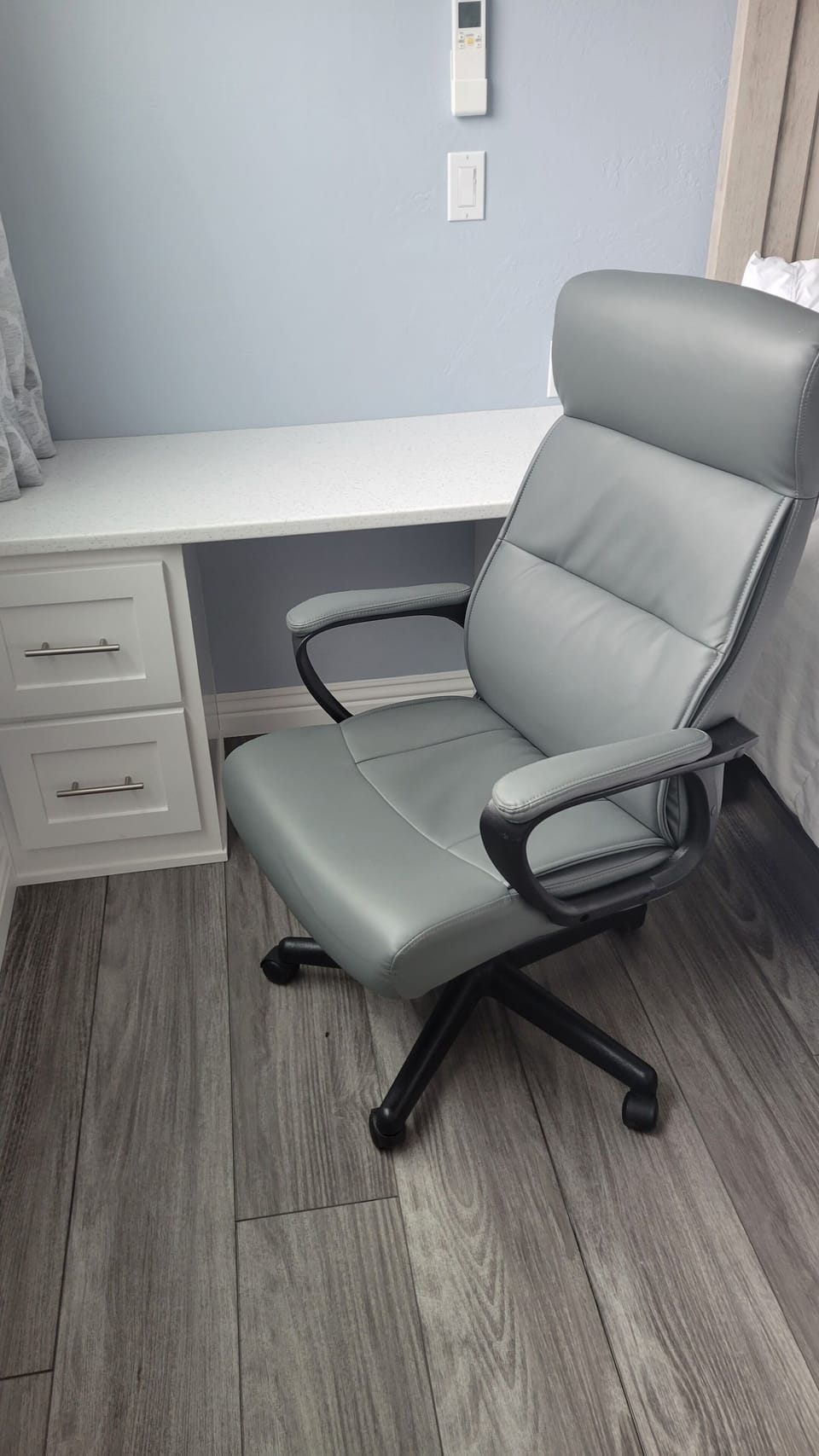 Office computer area to work at or to relax in 