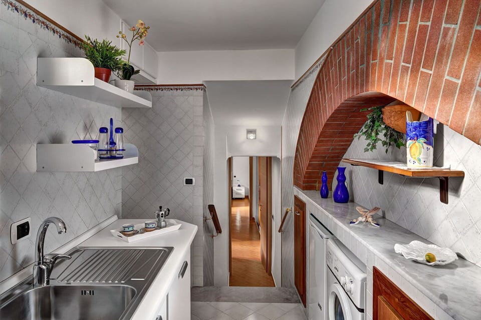 49-little-house-sorrento-apartament-kitchen