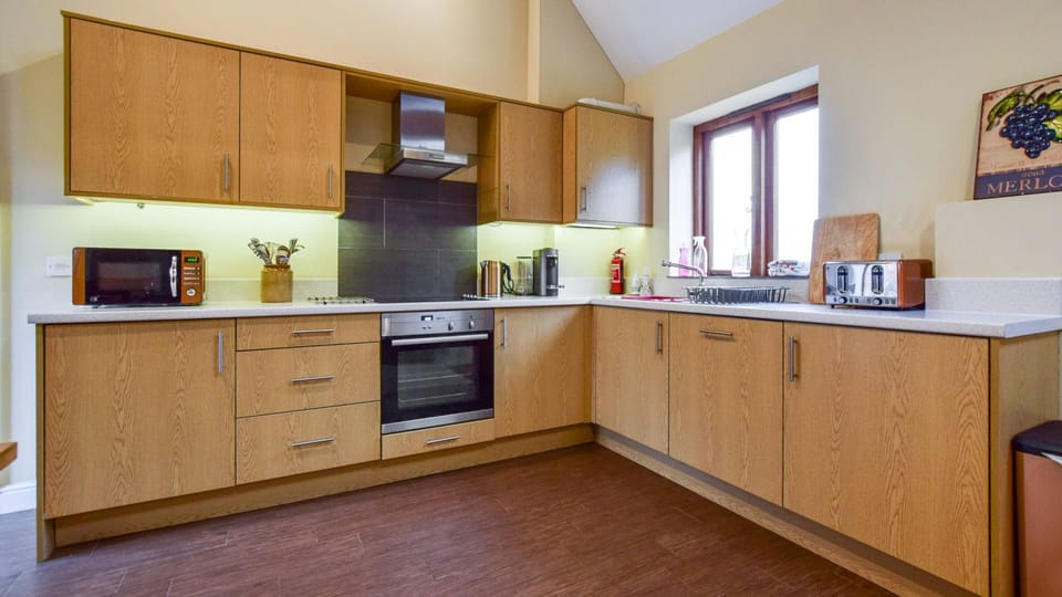 Kitchen, Combine Shed, Bolthole Retreats
