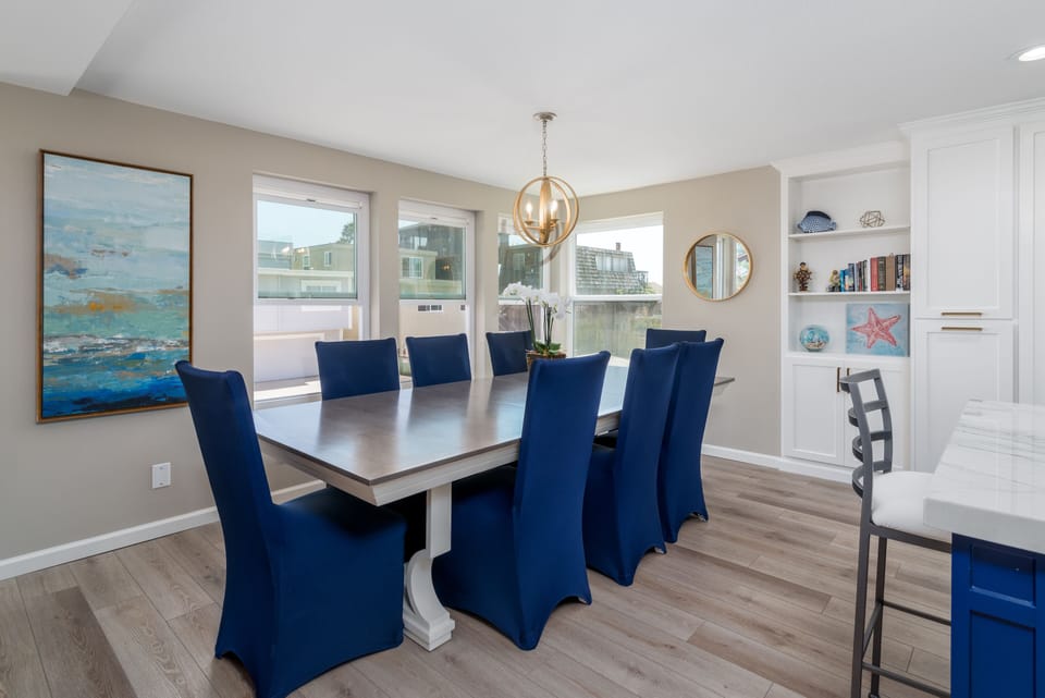 Dining Area. Table seats 8-10 comfortably.