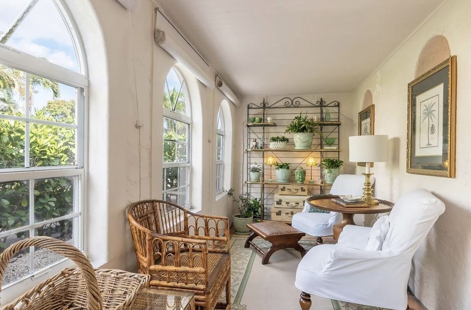 Sun room. Cuddle up with a book 
