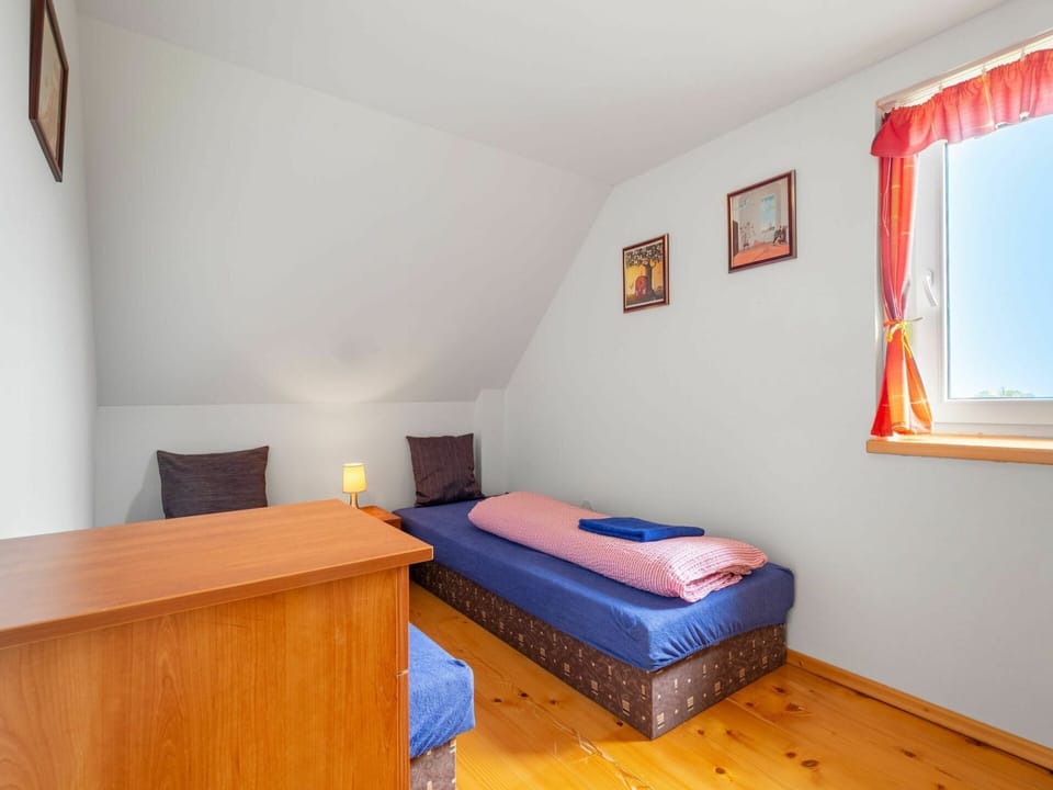 Furniture, Property, Comfort, Azure, Wood, Orange, Textile, Interior Design, Bed, House