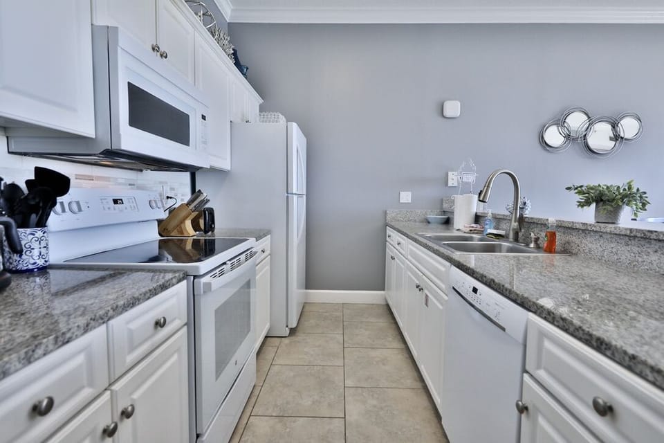 Fully stocked kitchen.