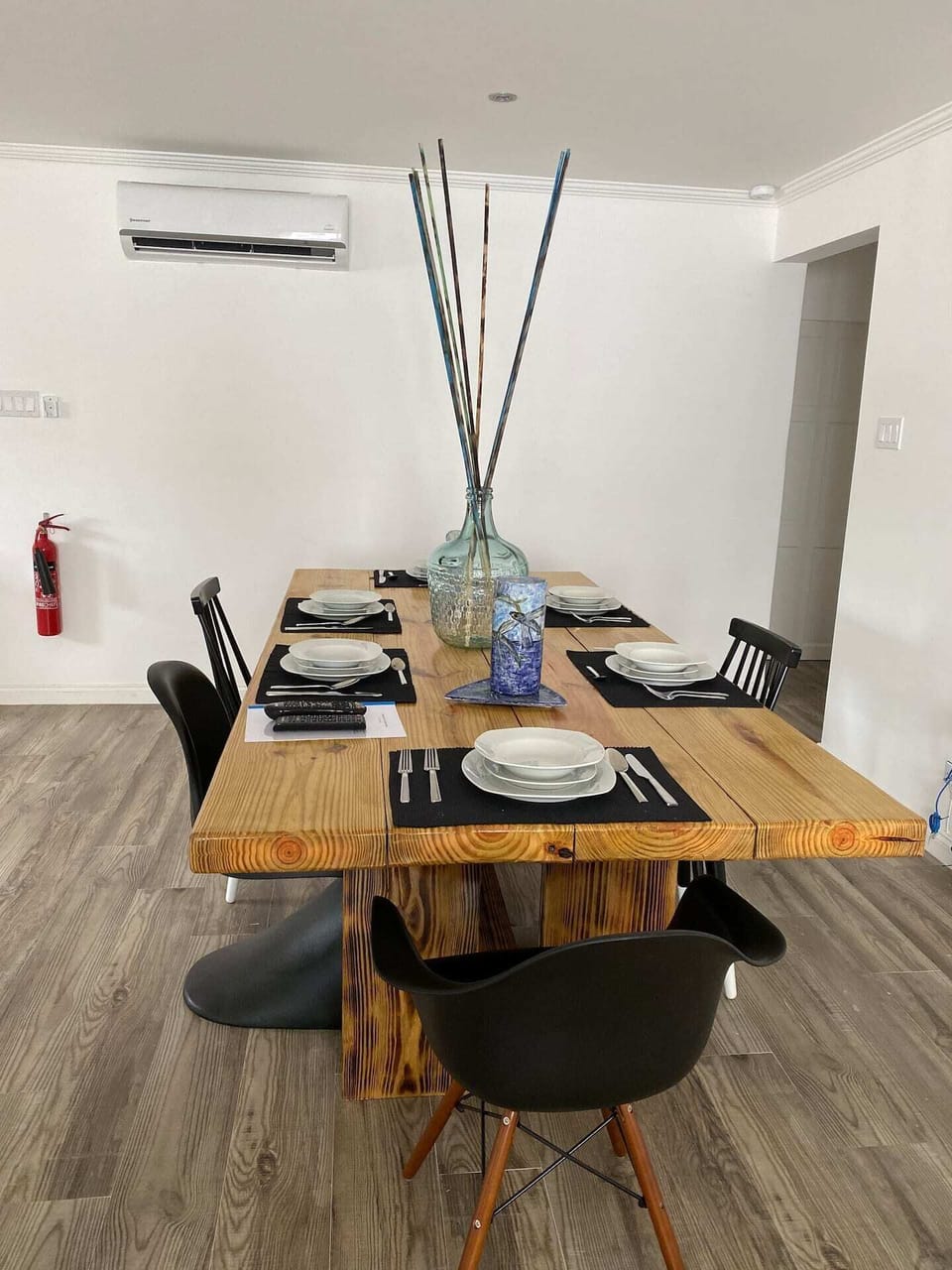 dinning table