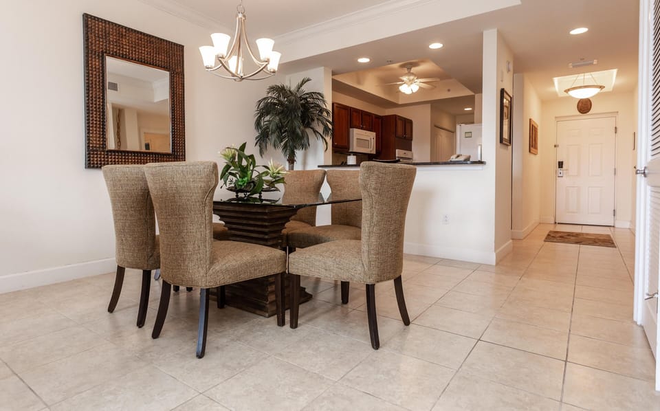 YHV Unit 478 Dining Area
